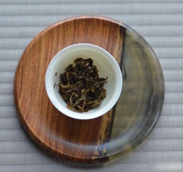 ชาผู่เอ๋อร์ดิบ Mi Di Royal tea (ชาหมีตี้ก้ง) ขุมทรัพย์ปี 2022