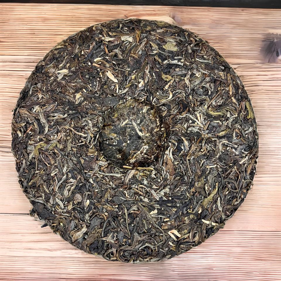 ชาผู่เอ๋อร์ดิบ Banzhang ระดับห้าดาว Chunhai Tea Factory ปี 2005