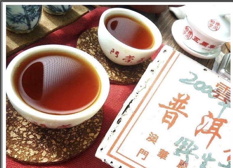 ชาผู่เอ๋อร์ดิบ Macau Hualian Wild Old Tree Tea Brick ปี 2000
